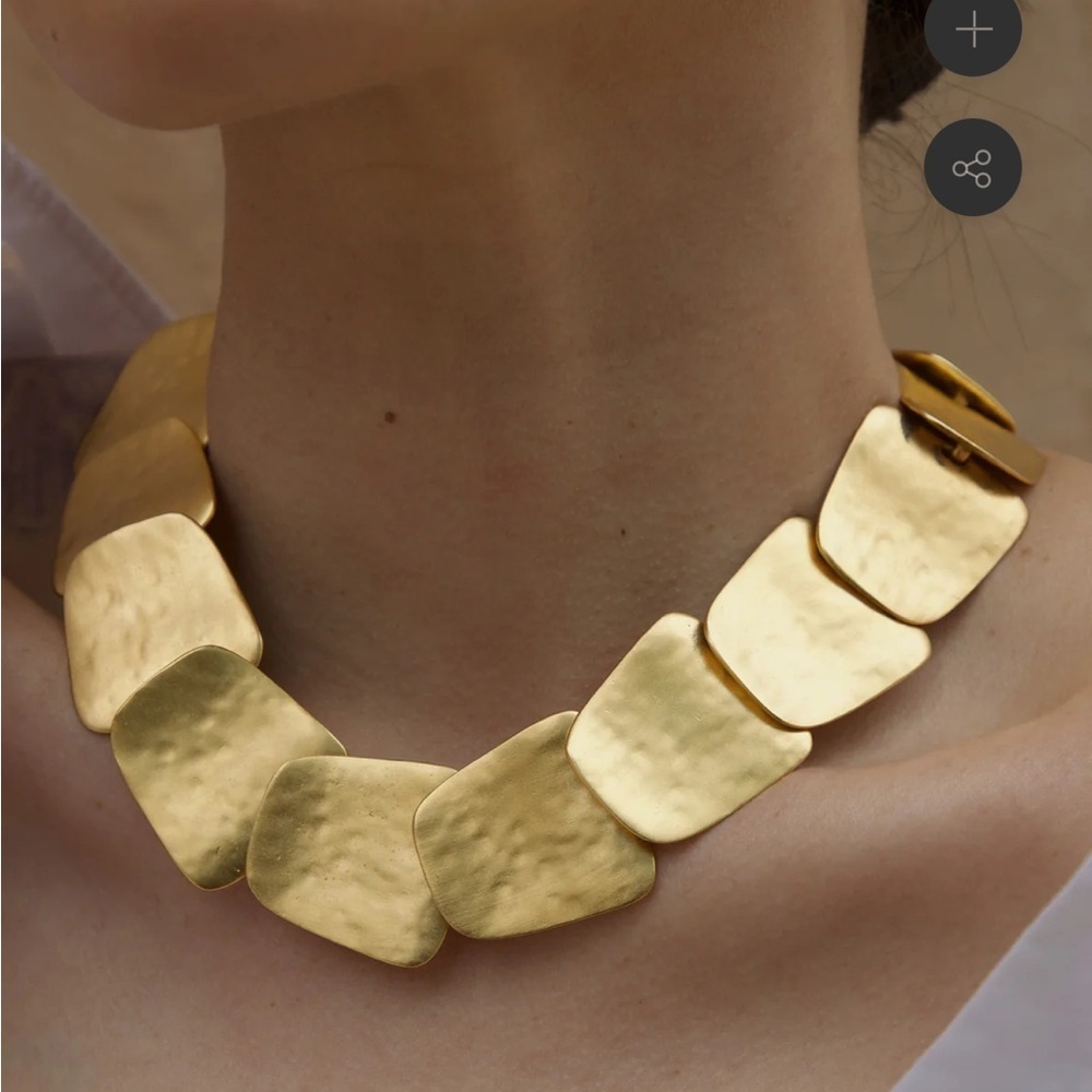 Vintage Hammered Gold Tone Necklace